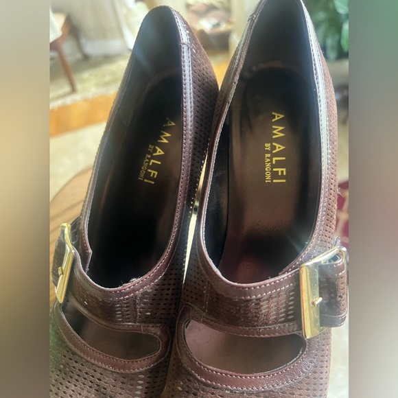 Amalfi by Rangoni ladies pumps brown. Made in Italy 8.5 Narrow. Very good cond - Picture 7 of 16
